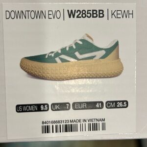 Brandblack women’s shoes size 9.5